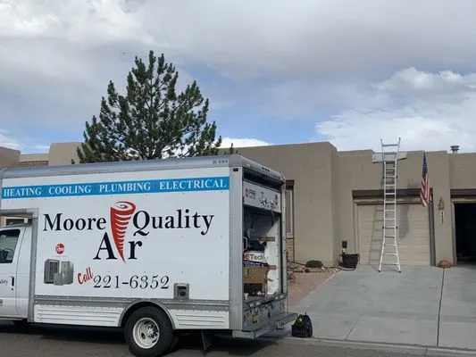 Moore Quality Air Logo