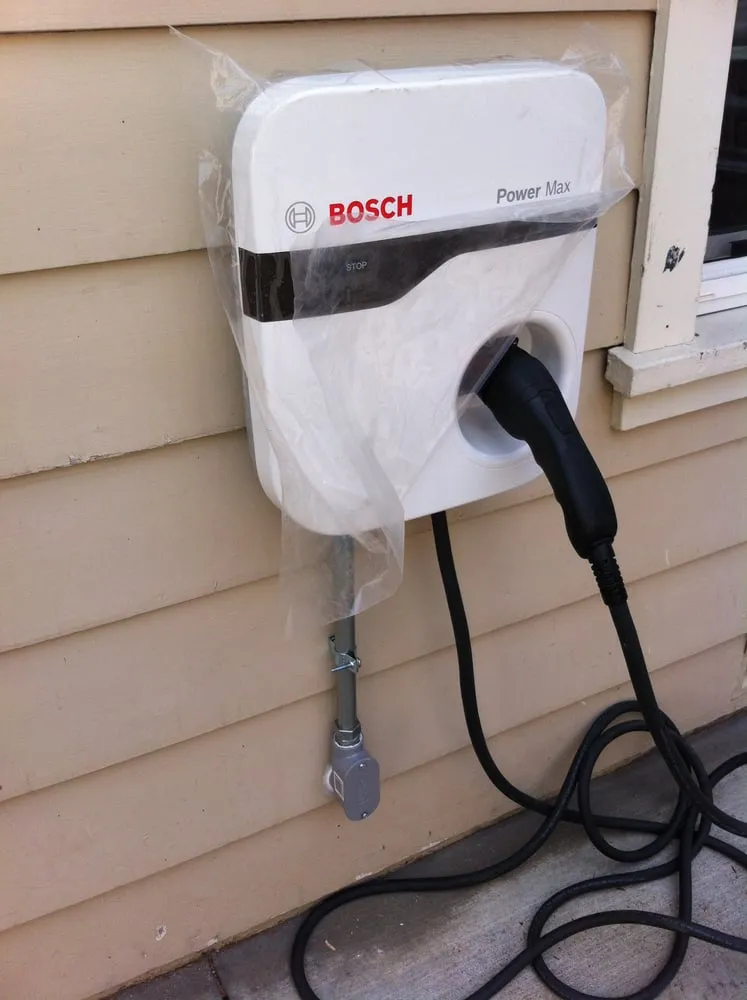 Slide of Mopia Electric