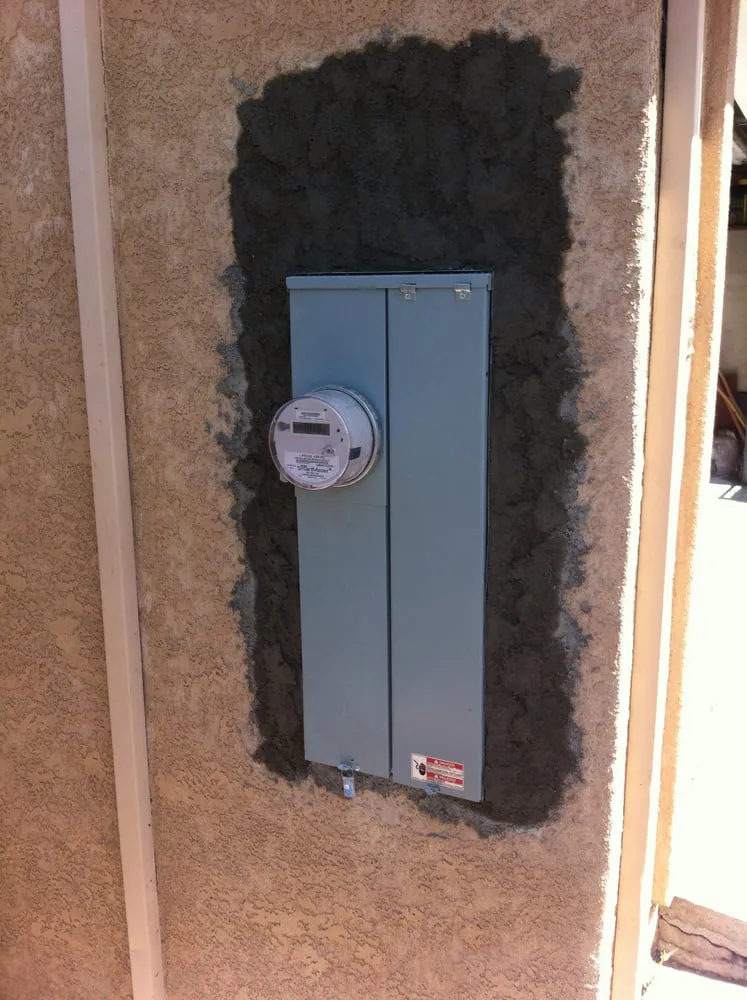 Slide of Mopia Electric