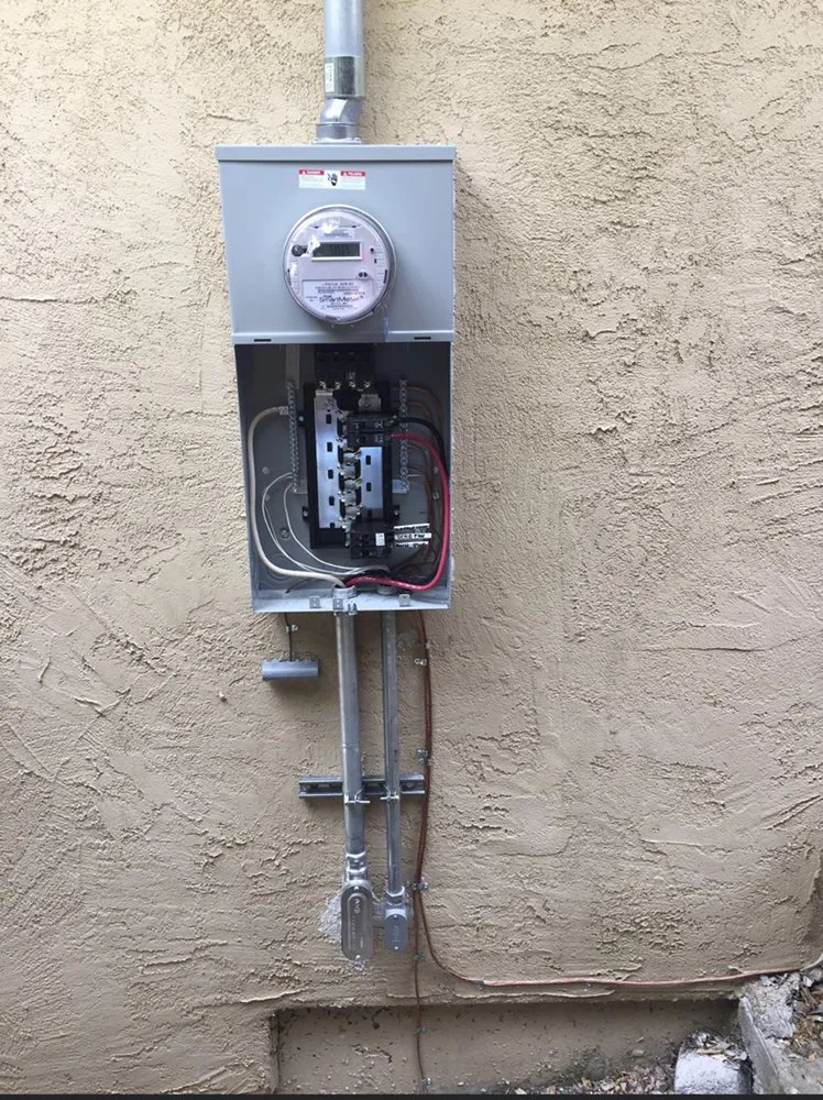 Slide of Mopia Electric