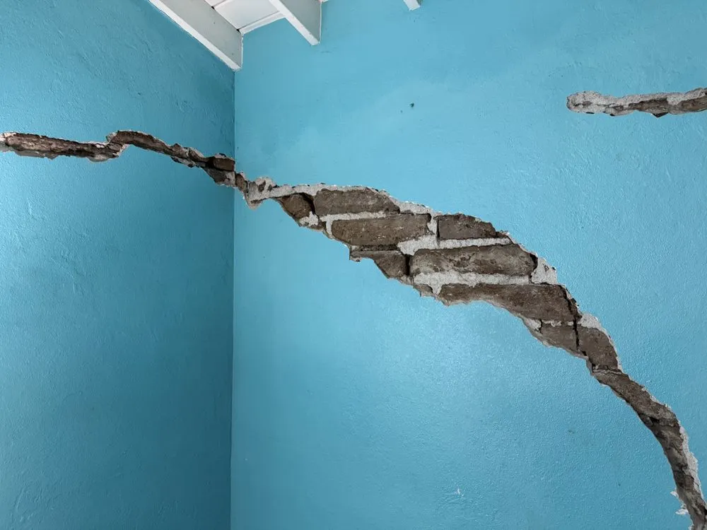 Slide of Morales Construction