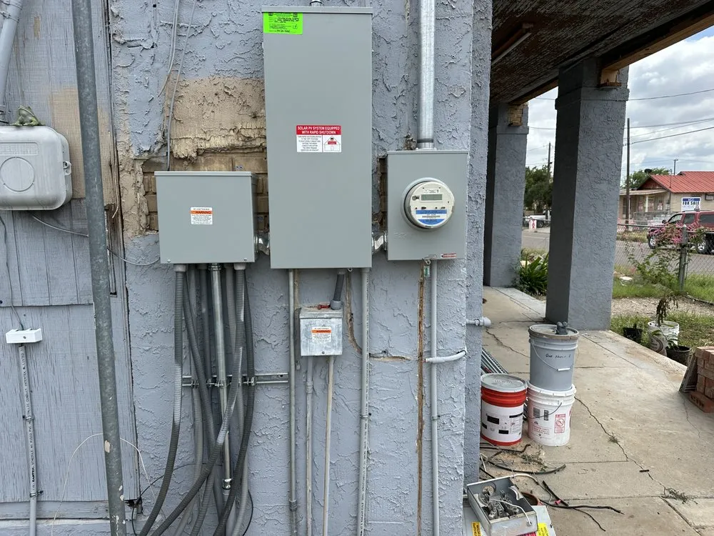 Slide of Moralez Electrical Solutions