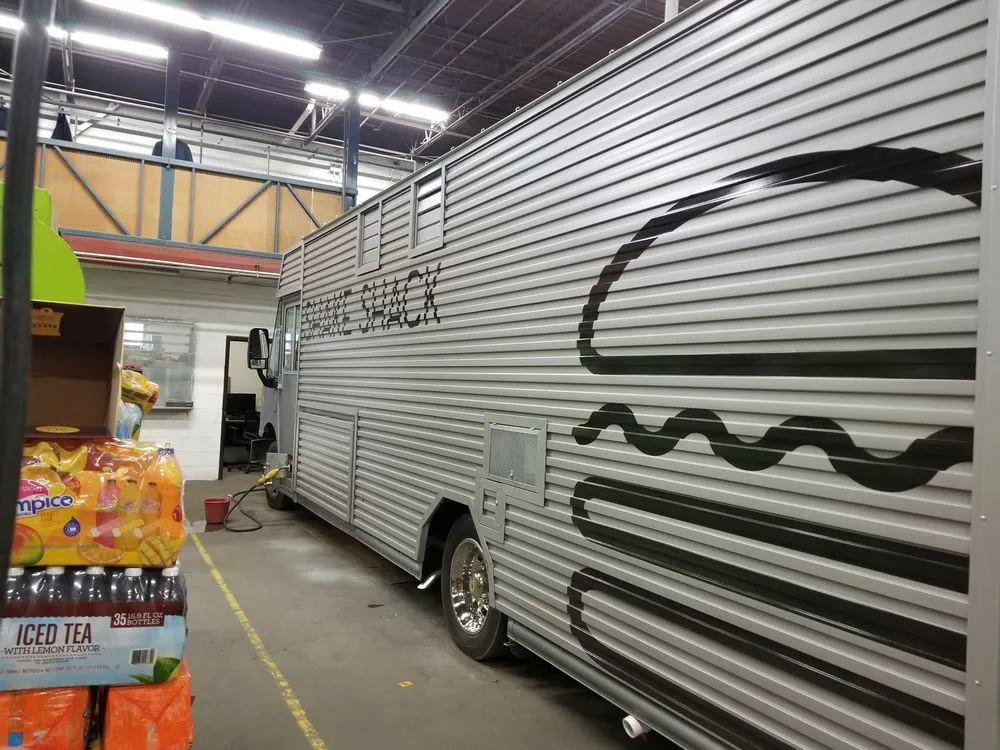 Reliable electrician providing outlet and switch repair in , 