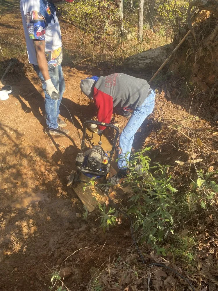 Trusted electrician providing electrical repair in , 