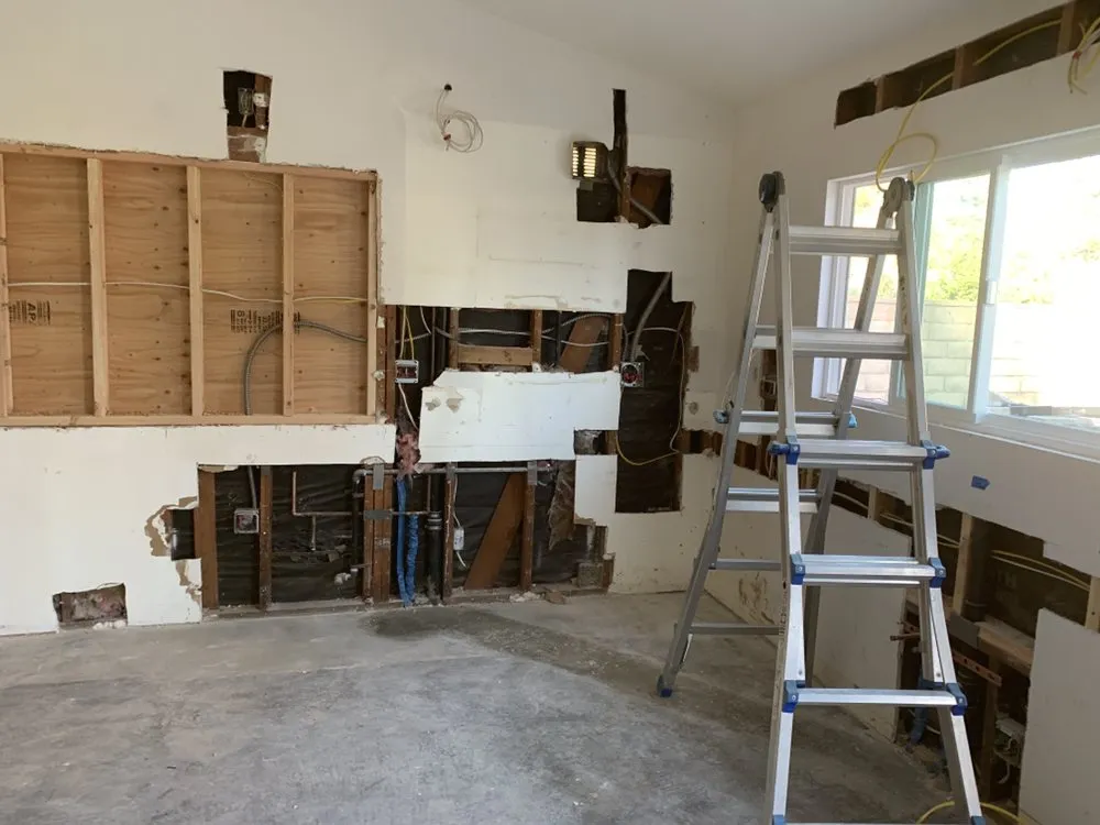 Slide of Morff Electric