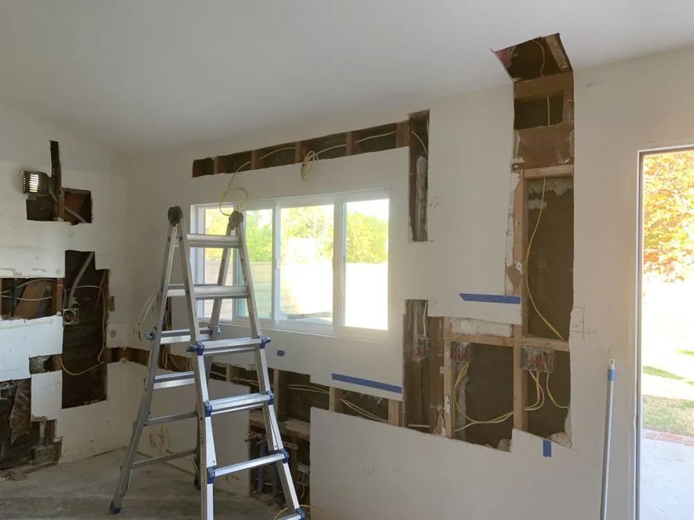 Slide of Morff Electric