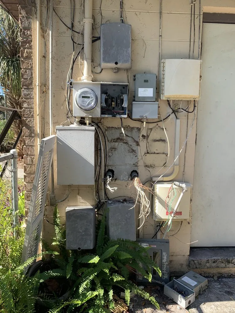 Trusted electrician providing wiring installation in Lithia, FL - Morningstar Electric