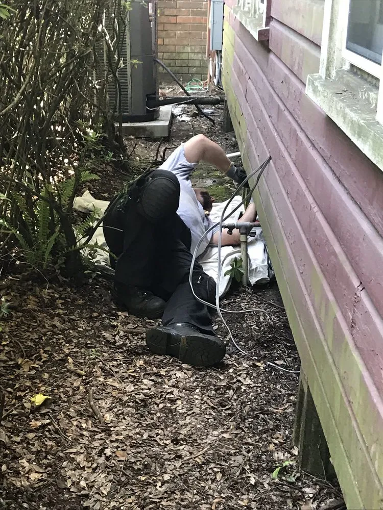 Certified electrician providing electrical repair in Lithia, FL - Morningstar Electric
