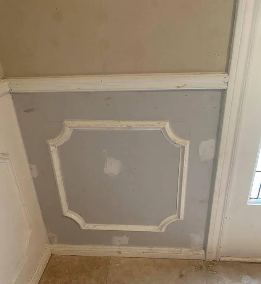 Professional electrician providing circuit breaker repair in ,