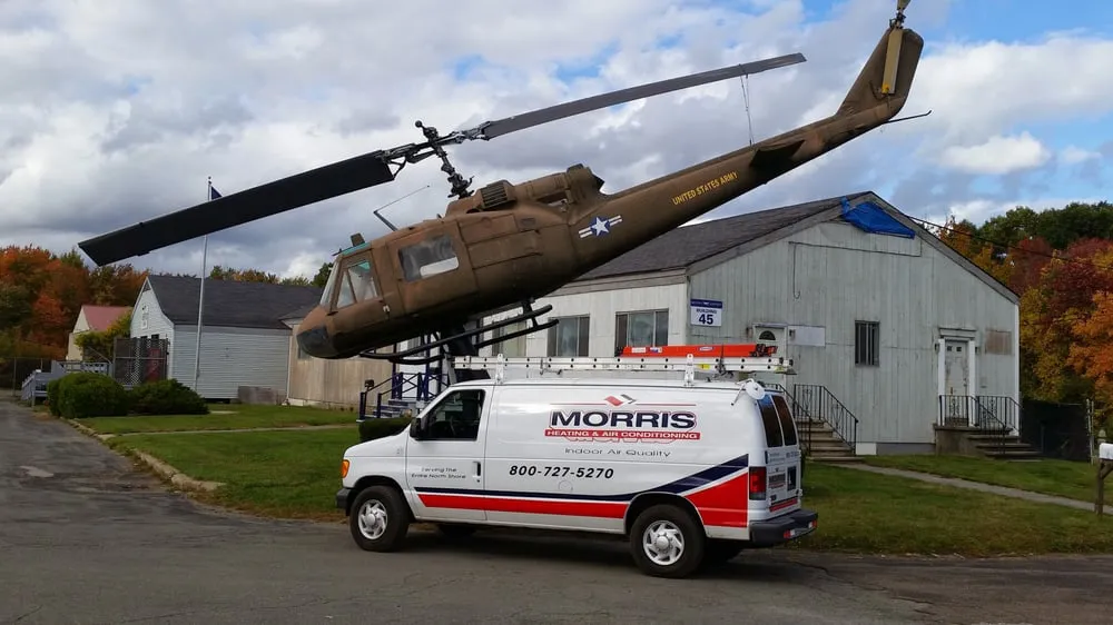 Licensed electrical service for homes in lighting installation,  by 