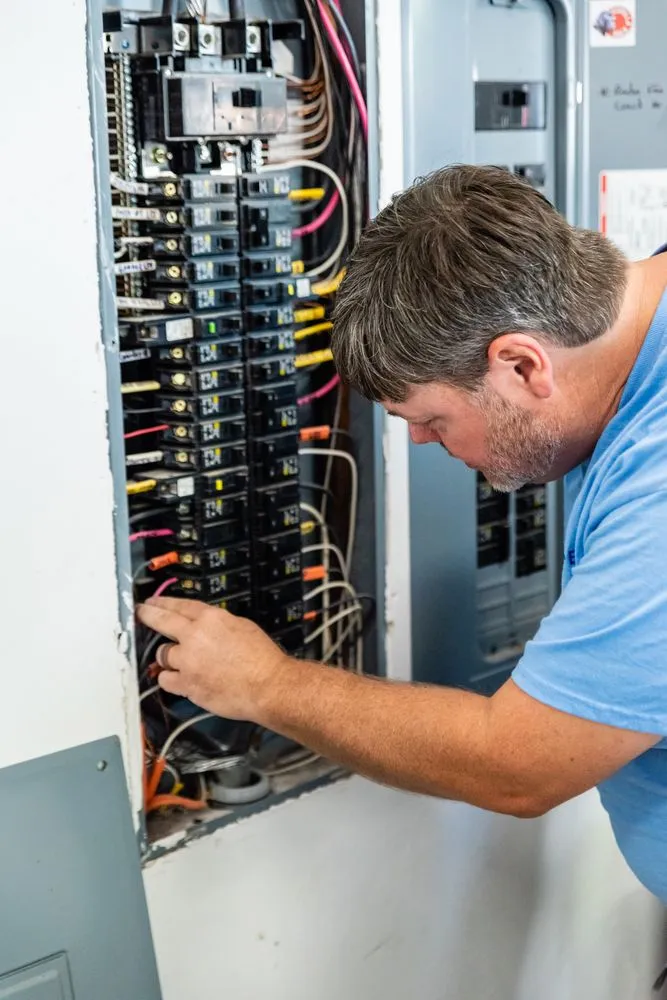 Licensed outlet and switch repair service in Moneta, VA - Moser Electric