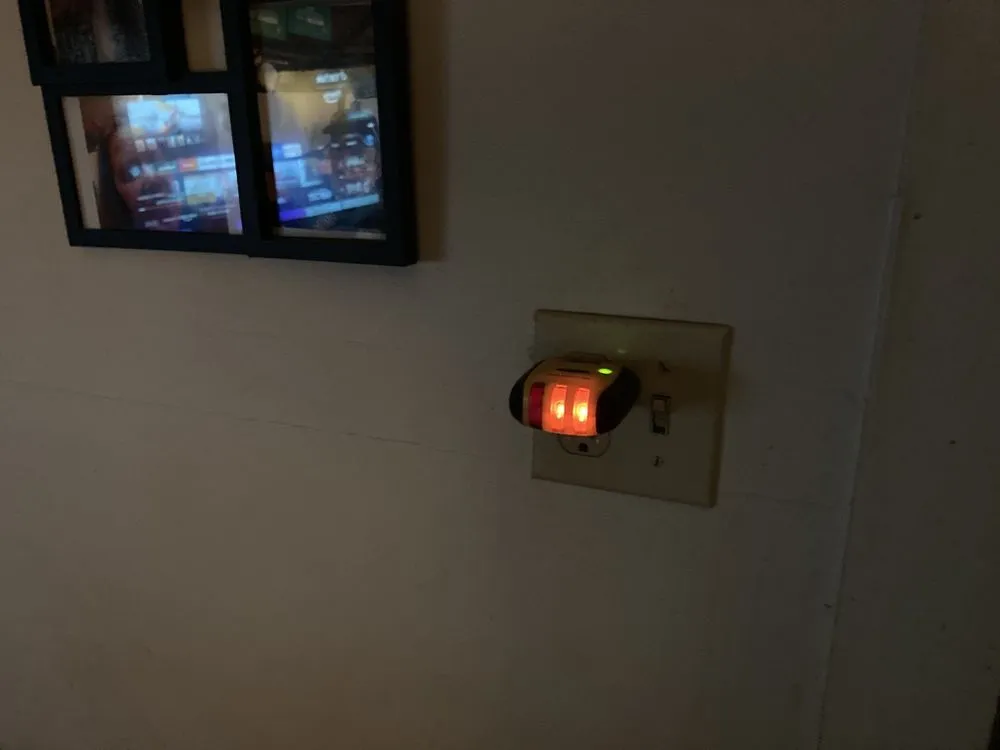 Trusted electrician providing circuit breaker repair in Webster, WI - Moses Tijerina’s Handyman Services