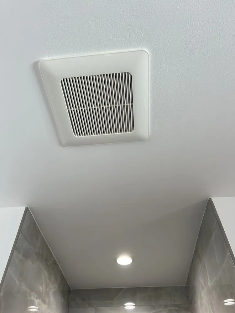 Slide of Moshe Yacoby