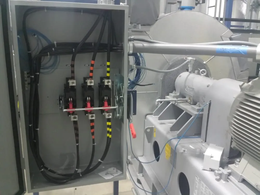 Professional electrician providing circuit breaker repair in ,