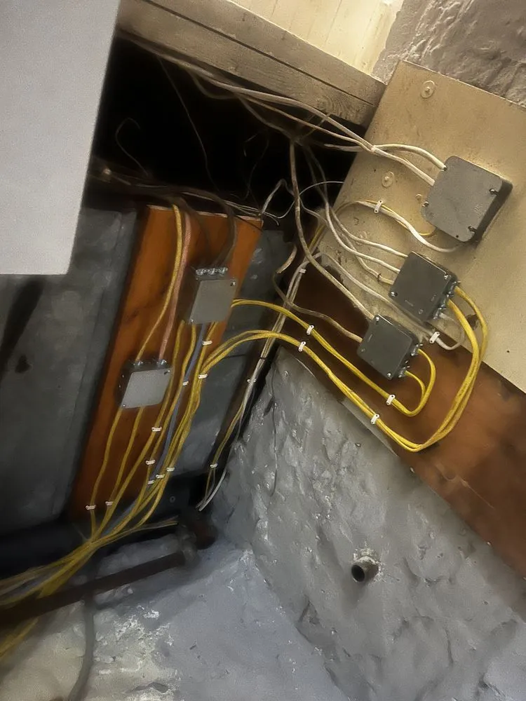 Slide of Motown Electric