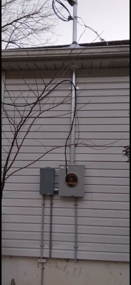 Certified circuit breaker repair service in ,  - Motzarc Electric