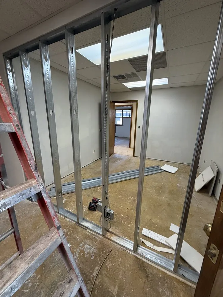 Trusted emergency electrical service experts serving ,  - Motzarc Electric