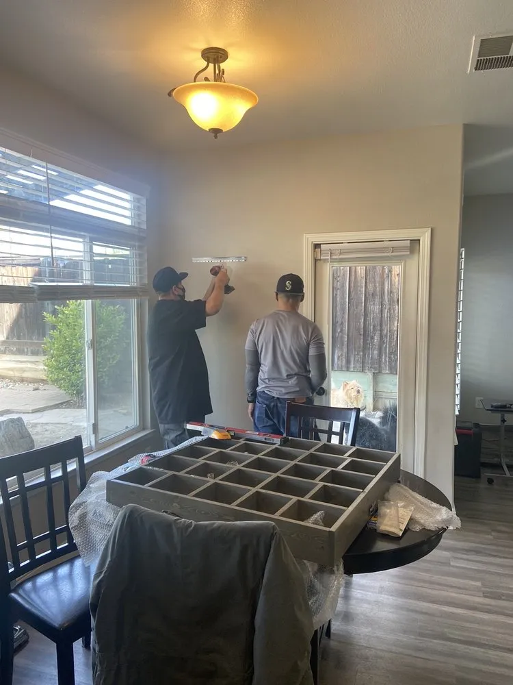 Slide of Mount Em Up