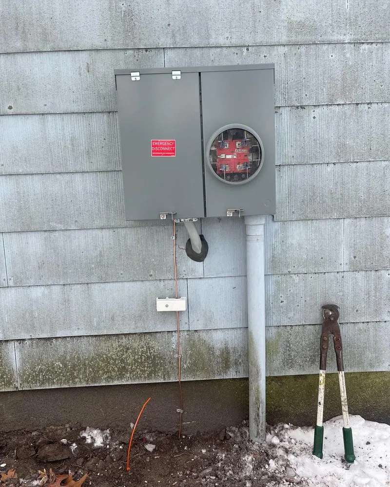 Slide of Mount Greenwood Electrician