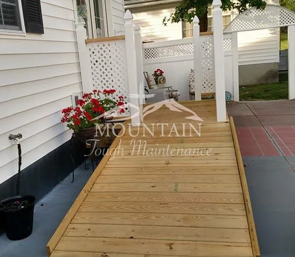 Expert electrician providing wiring installation in , 