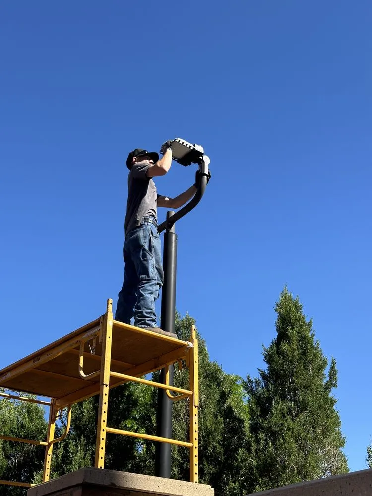 Slide of Mountain View Electric Services