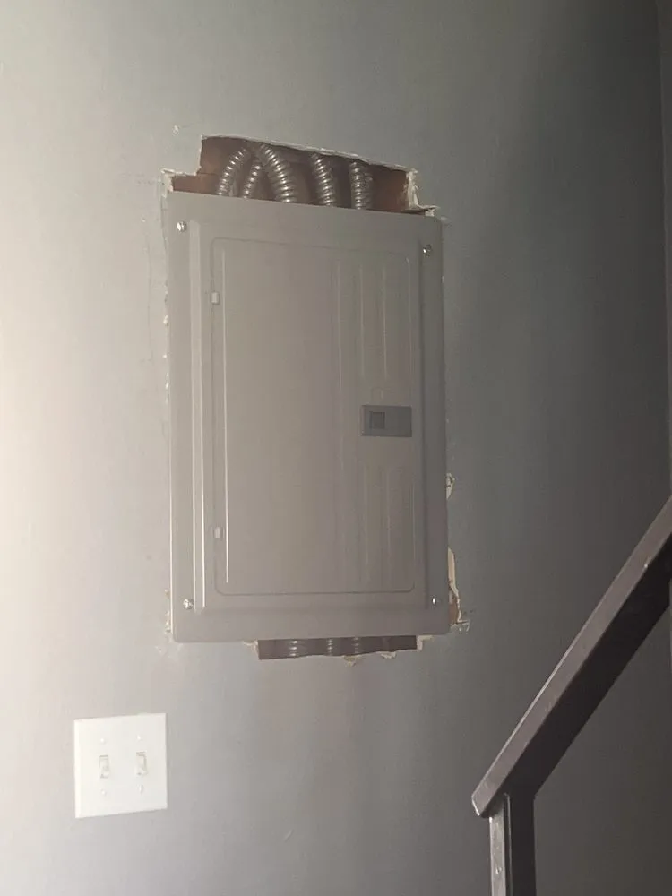 Expert outlet and switch repair in Tarzana, CA by MOV Electrical Services
