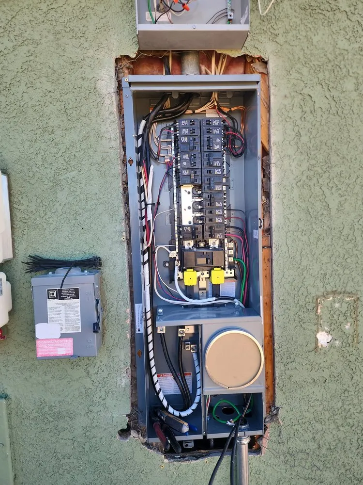 Slide of Mox Electric