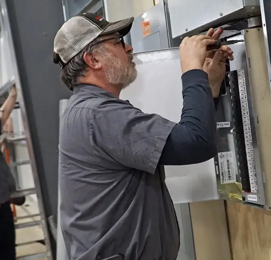 Emergency circuit breaker repair service in ,  - Moyer Electric