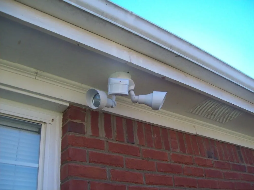 Slide of Mr. Dee's Electric Service