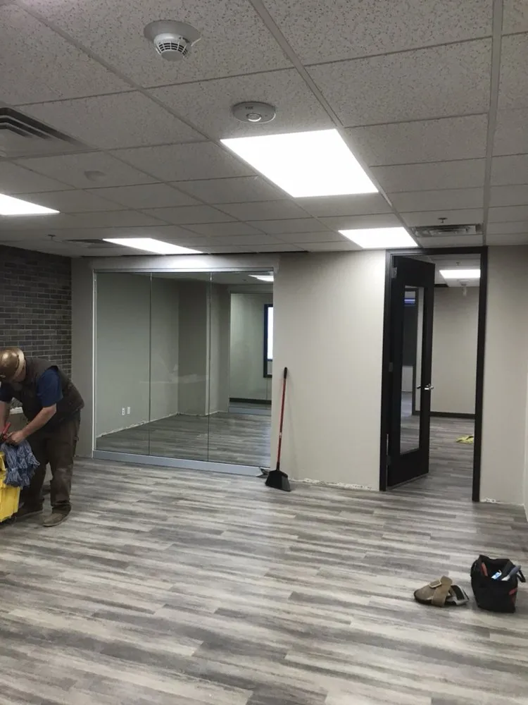 Slide of Mr. Electric of Amarillo