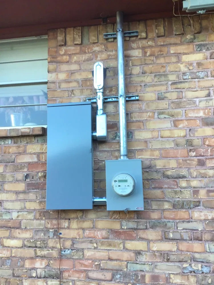 Slide of Mr. Electric of Arlington