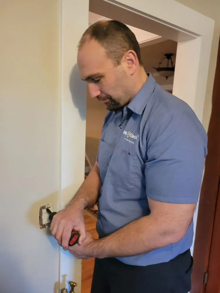 Slide of Mr. Electric of Beaverton - Tigard