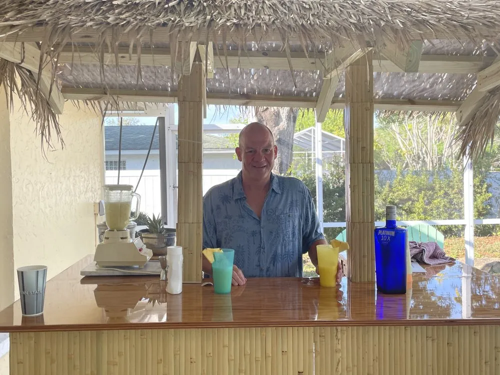 Slide of Mr. Electric of Bradenton