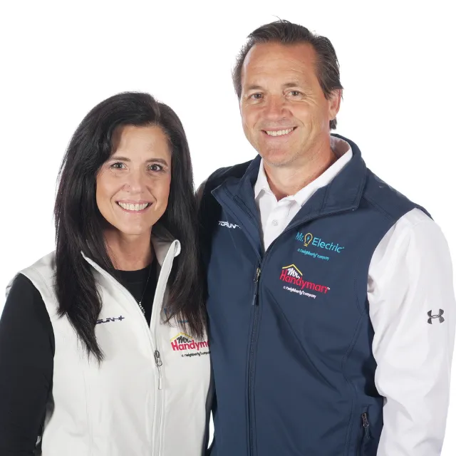 Slide of Mr. Electric of Central Iowa