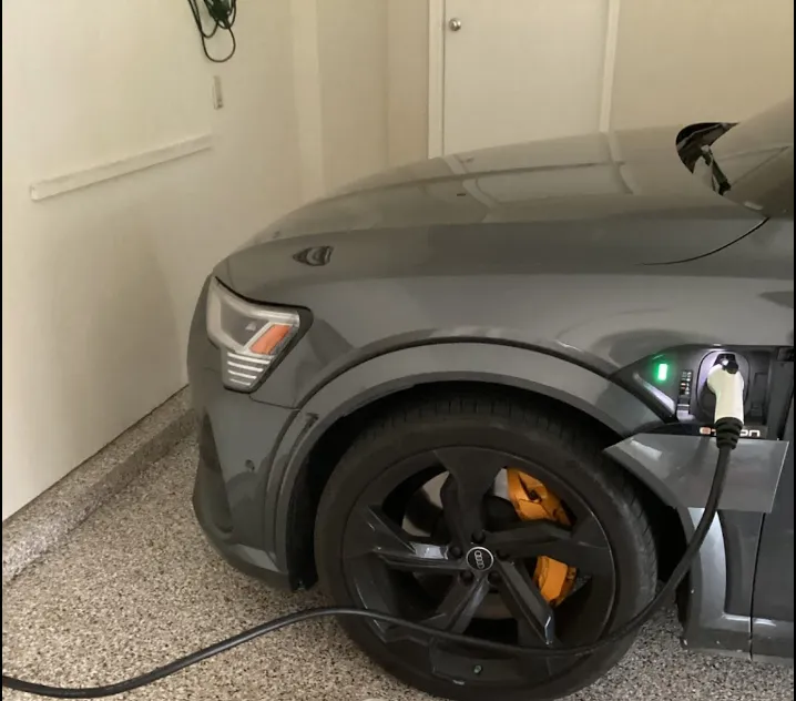 Slide of Mr. Electric of Cincinnati East