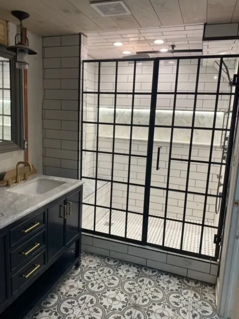 Reliable electrician providing wiring installation in , 