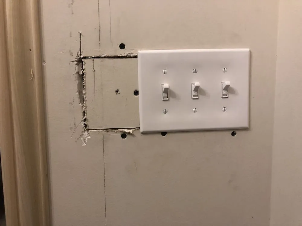 Professional electrician providing outlet and switch repair in Blacklick, OH - Mr. Electric of Columbus