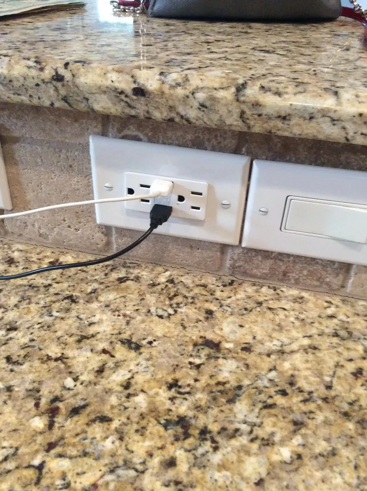 Slide of Mr. Electric of Dallas