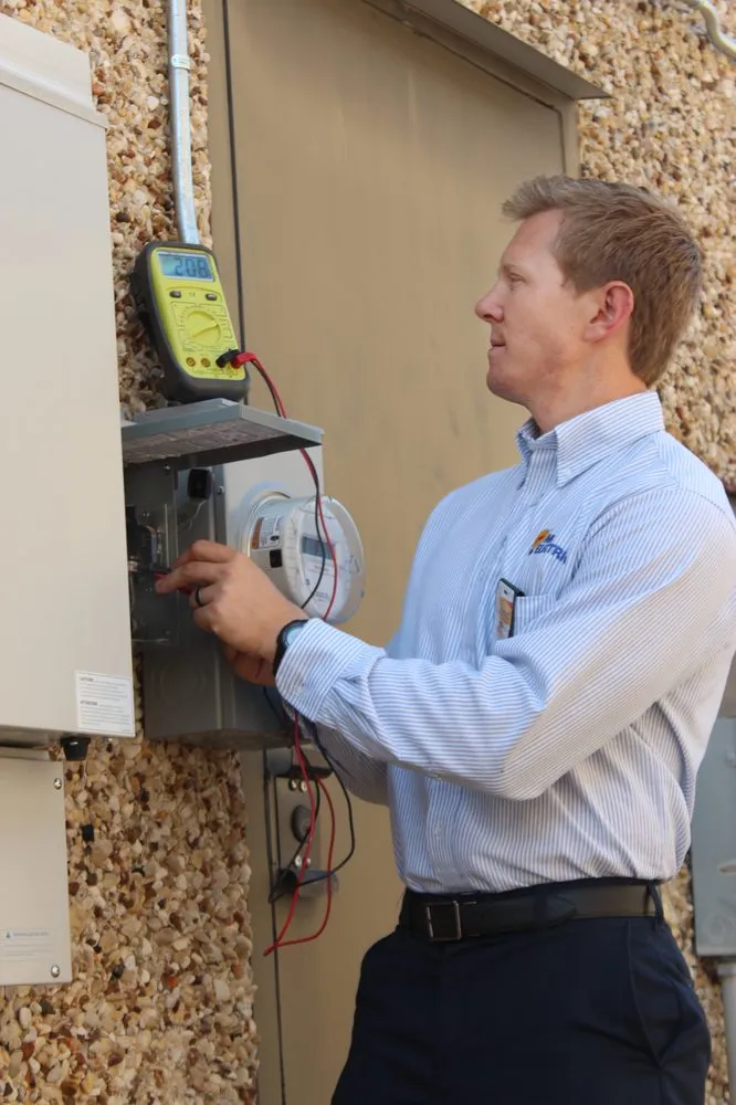 Slide of Mr. Electric of Dallas