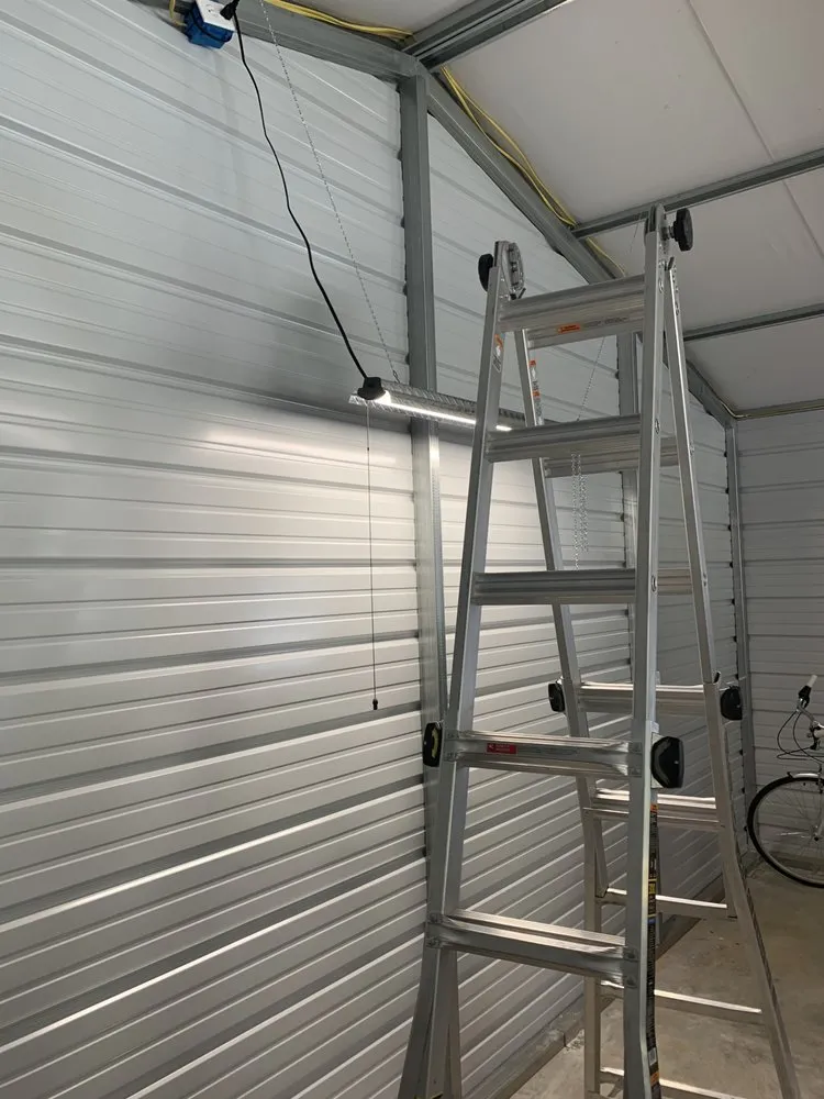 Slide of Mr. Electric of Douglasville