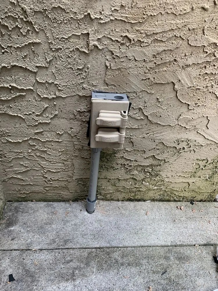 Slide of Mr. Electric of Douglasville