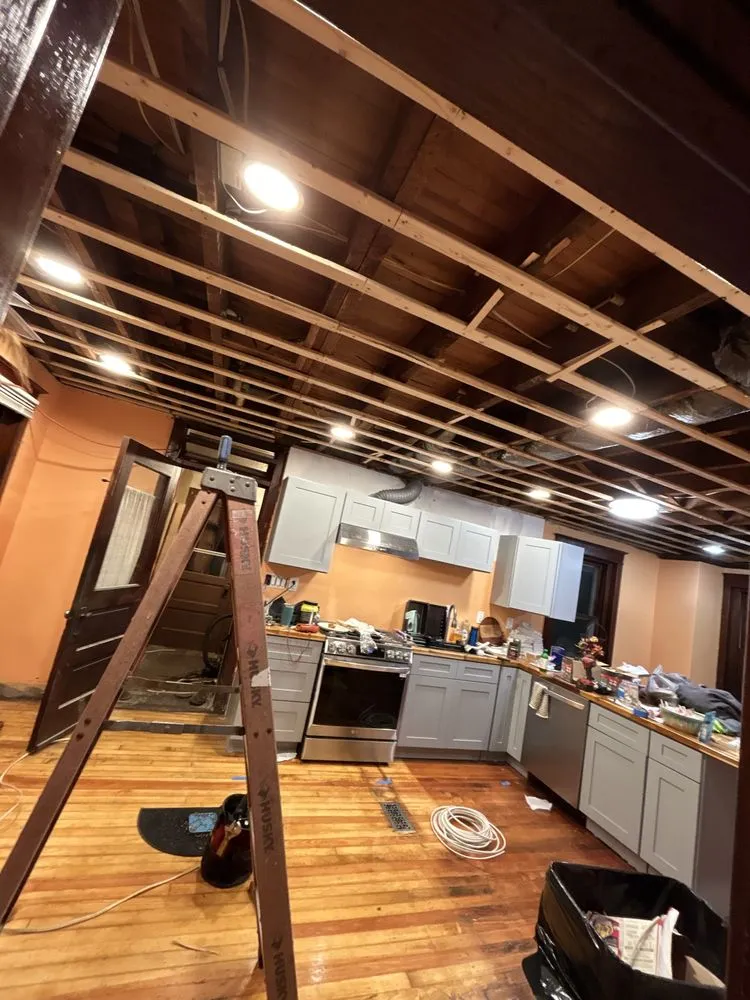 Slide of Mr. Electric of Easton - NE Allentown