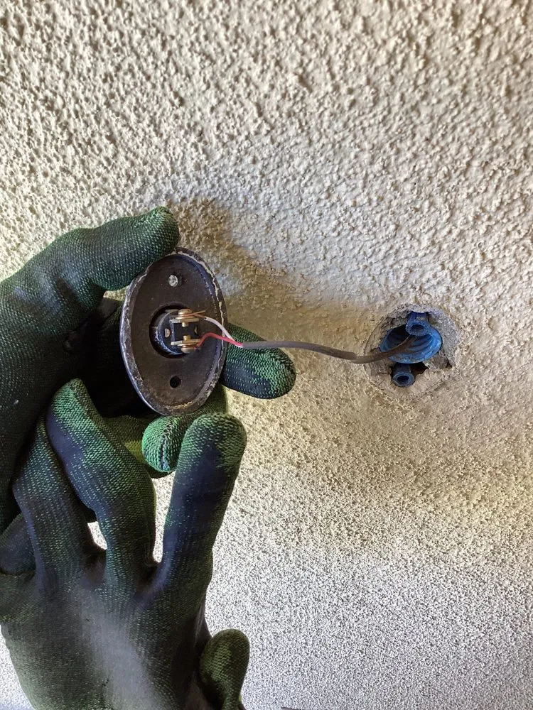 Slide of Mr. Electric of Fullerton