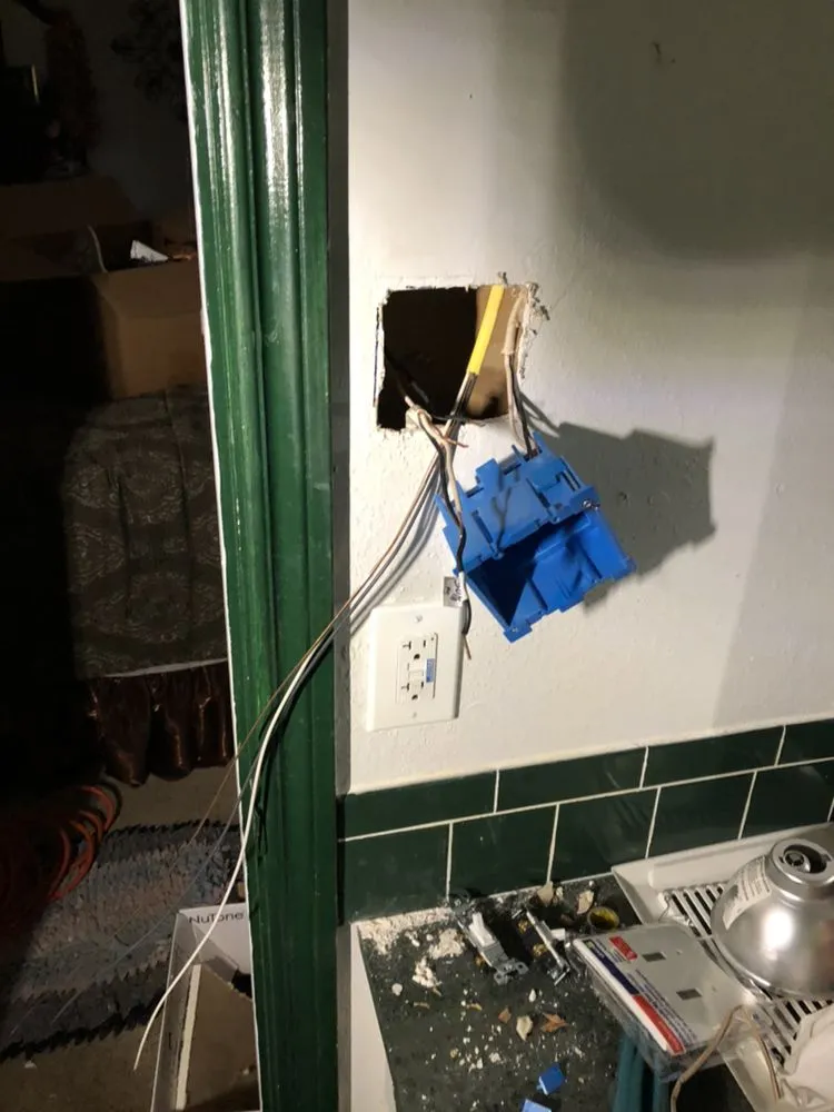 Emergency lighting installation experts serving ,  - Mr. Electric of Galveston