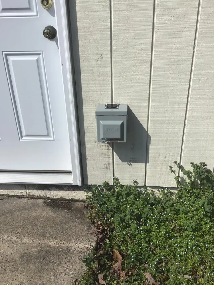 Slide of Mr. Electric of Gastonia