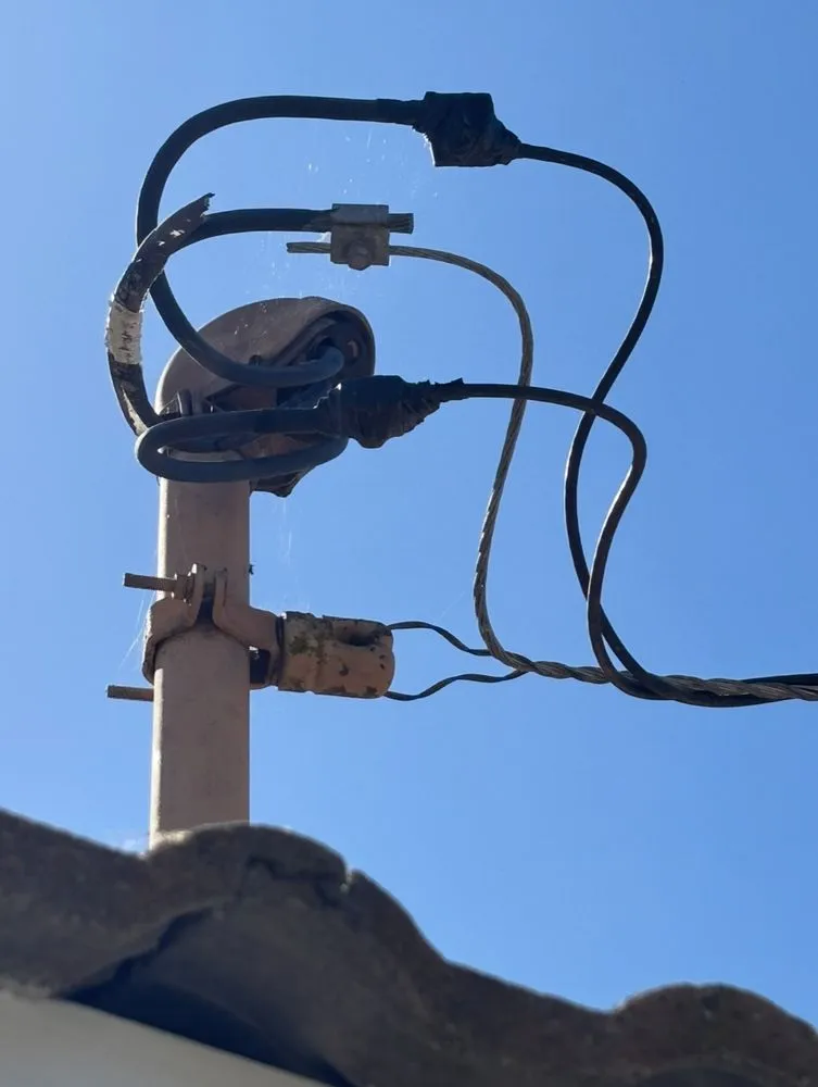 Slide of Mr. Electric of Los Alamitos