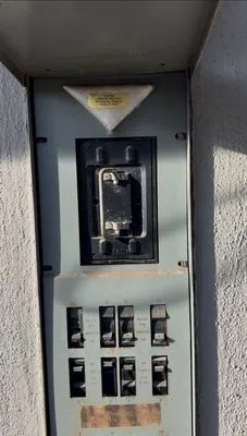 Mr. Electric of Los Alamitos