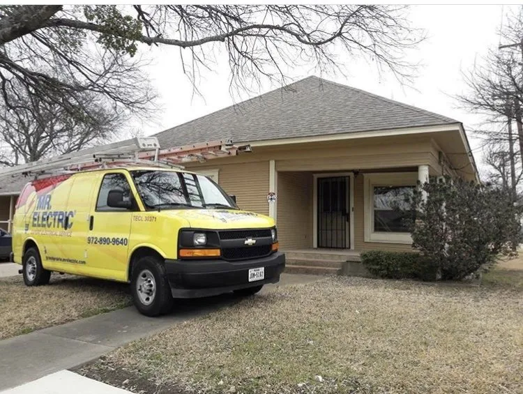 Slide of Mr. Electric of Mansfield