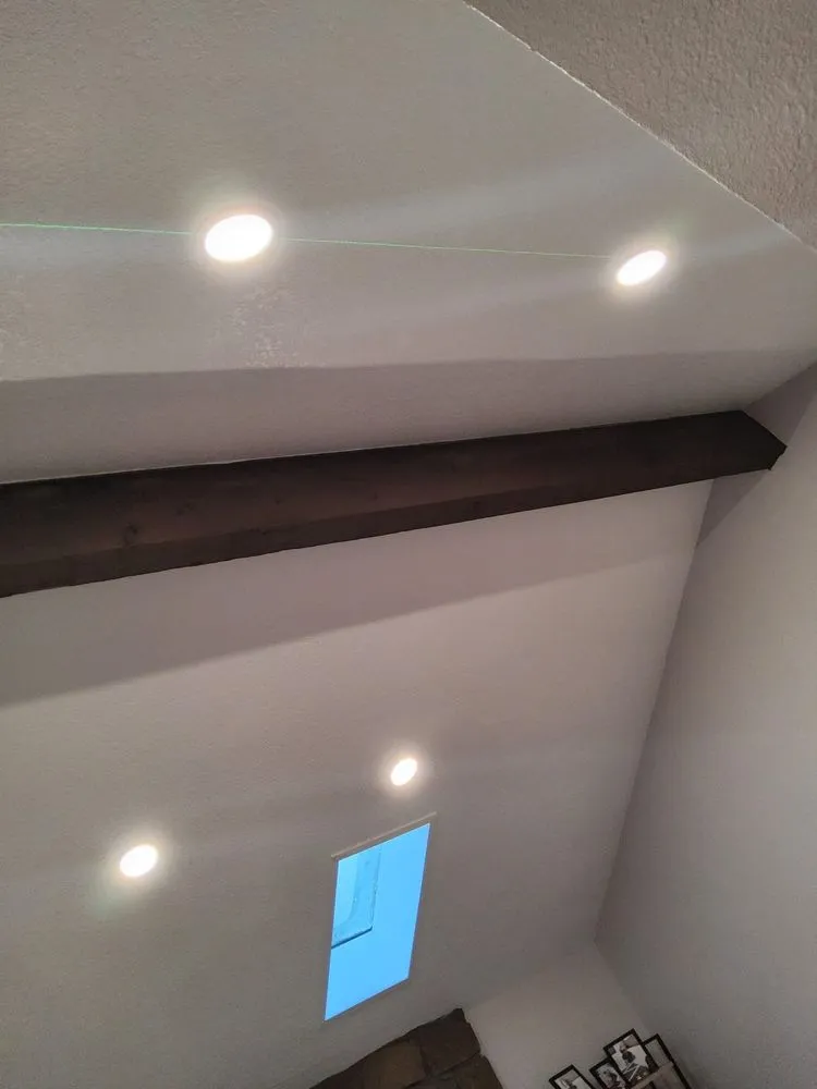 Slide of Mr Electric of McMinnville