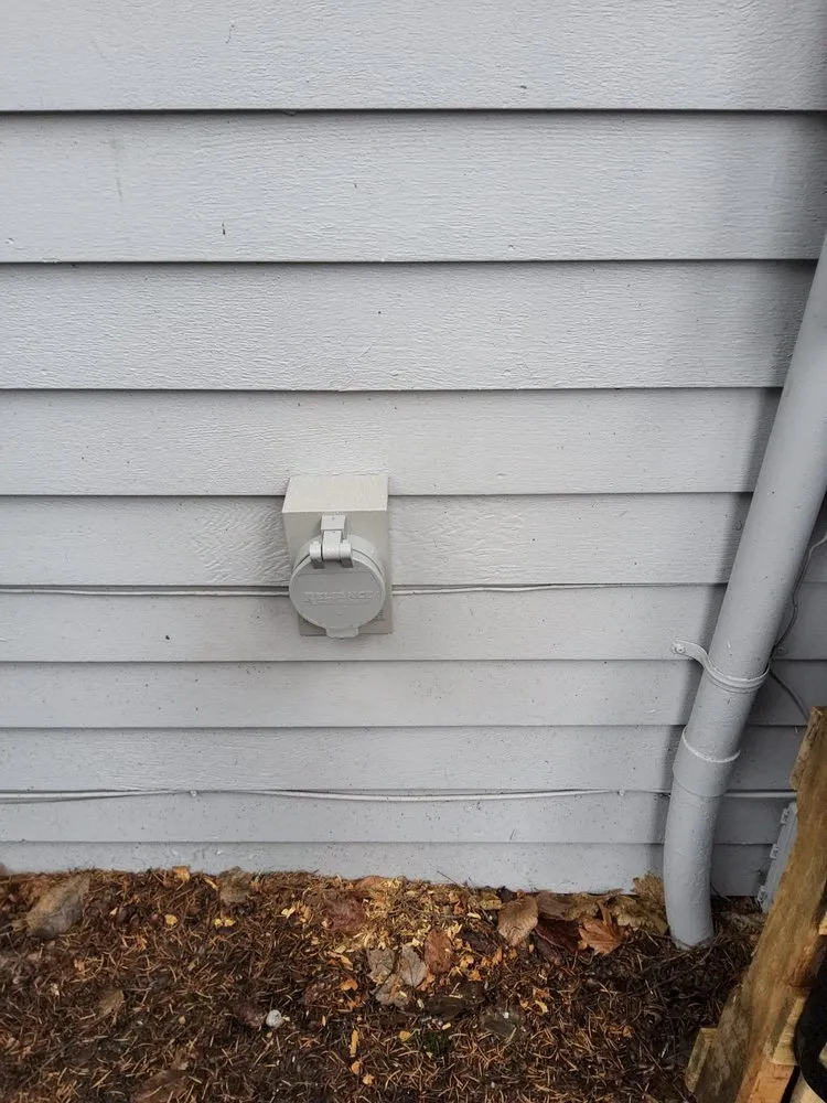 Slide of Mr Electric of McMinnville